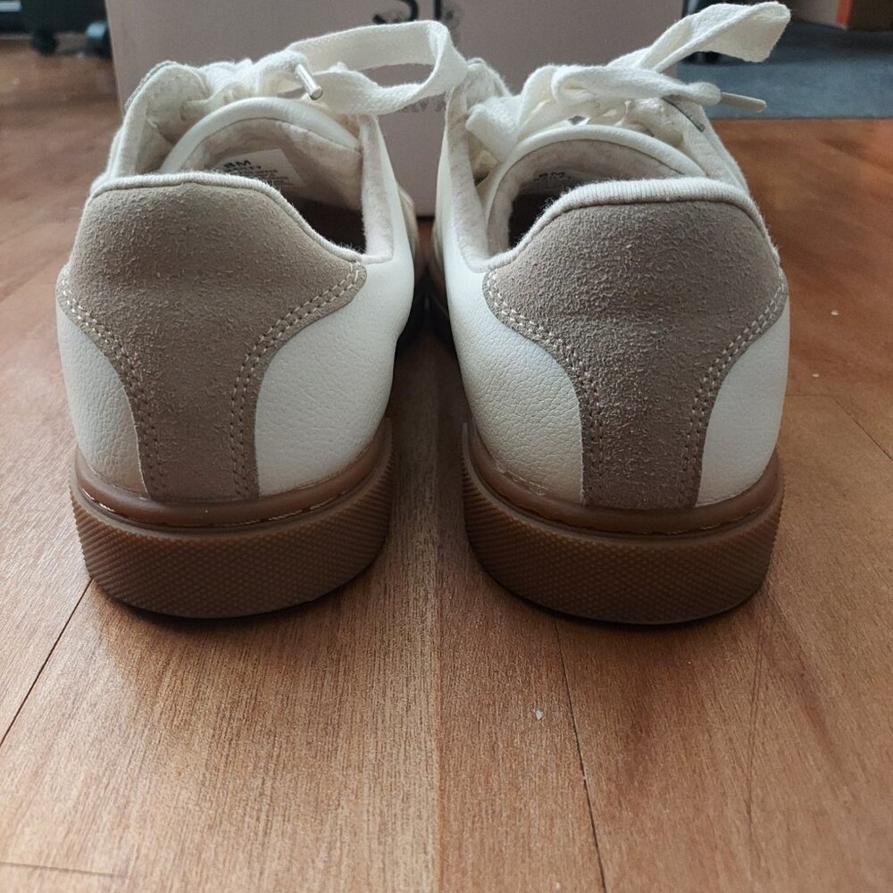 Sincerly Jules Sneakers - Picture 3 of 8